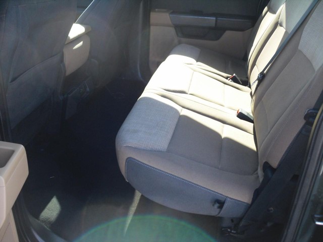 Ford F-150 Vehicle Full-screen Gallery Image 05