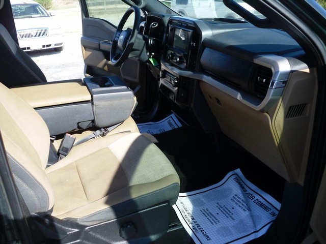 Ford F-150 Vehicle Full-screen Gallery Image 07