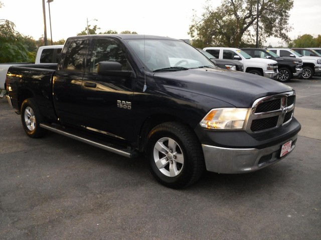 Ram 1500 Vehicle Full-screen Gallery Image 02