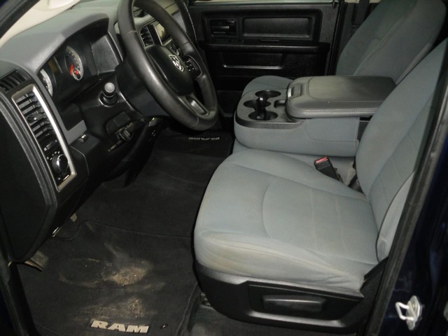 Ram 1500 Vehicle Full-screen Gallery Image 04