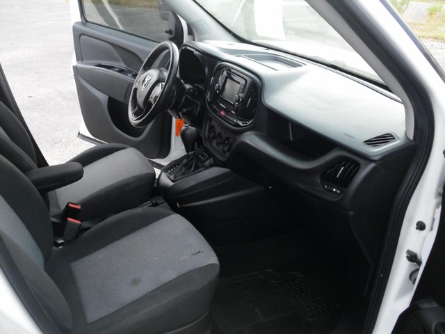 Ram ProMaster City Cargo Van Vehicle Full-screen Gallery Image 05