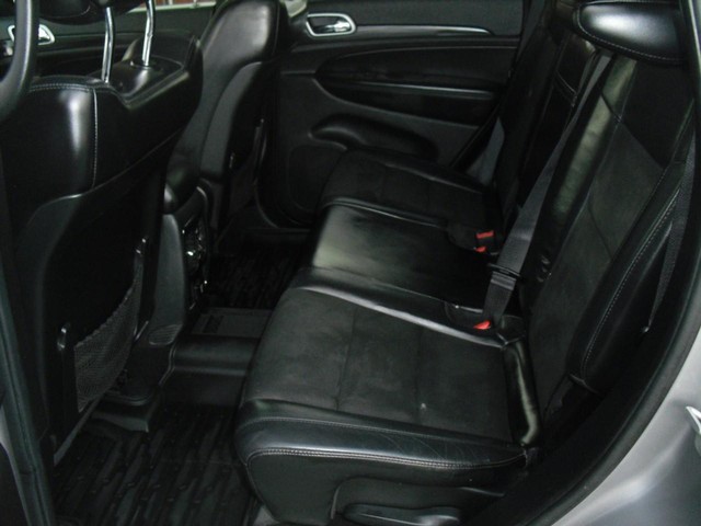 Jeep Grand Cherokee Vehicle Full-screen Gallery Image 05