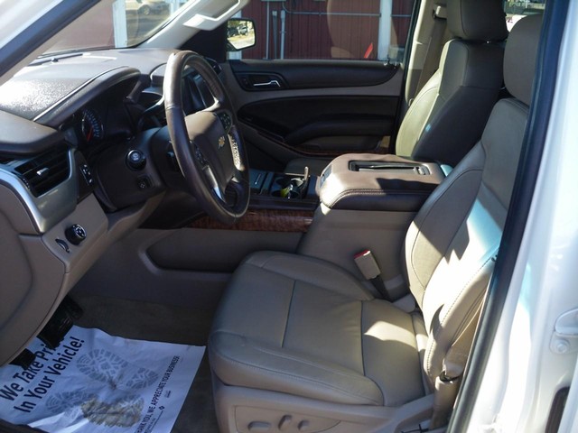 Chevrolet Tahoe Vehicle Full-screen Gallery Image 04