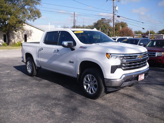 Chevrolet Silverado 1500 Vehicle Full-screen Gallery Image 02