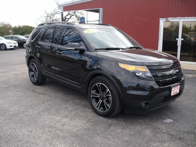 Ford Explorer Vehicle Full-screen Gallery Image 02