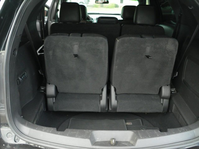 Ford Explorer Vehicle Full-screen Gallery Image 08