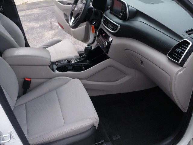 Hyundai Tucson Vehicle Full-screen Gallery Image 07