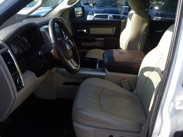 Ram 1500 Vehicle Full-screen Gallery Image 04