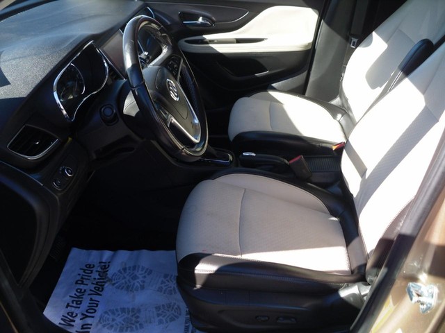 Buick Encore Vehicle Full-screen Gallery Image 04