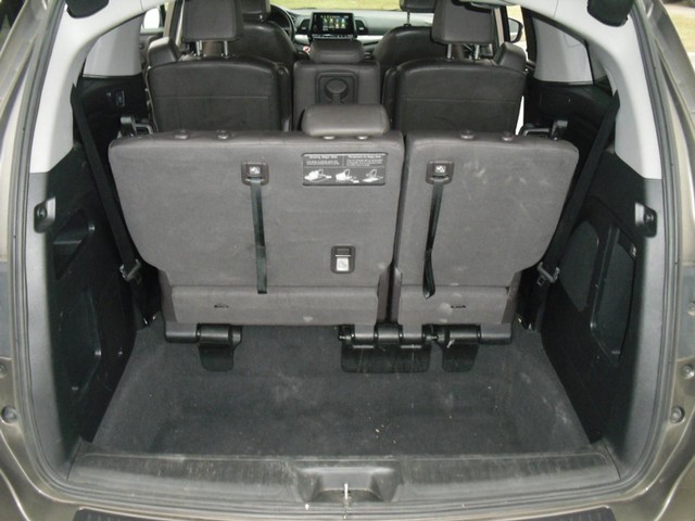 Honda Odyssey Vehicle Full-screen Gallery Image 08