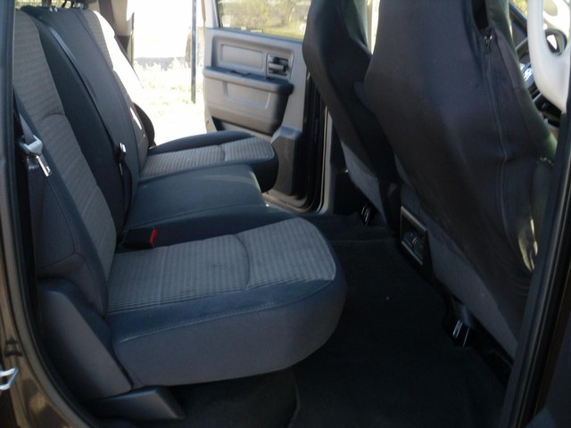 Ram 2500 Vehicle Full-screen Gallery Image 06