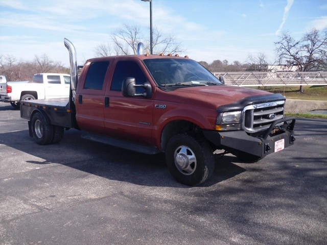 Ford Super Duty F-350 DRW Vehicle Full-screen Gallery Image 02
