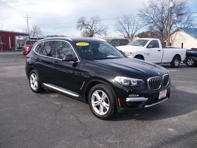 BMW X3 Vehicle Full-screen Gallery Image 02