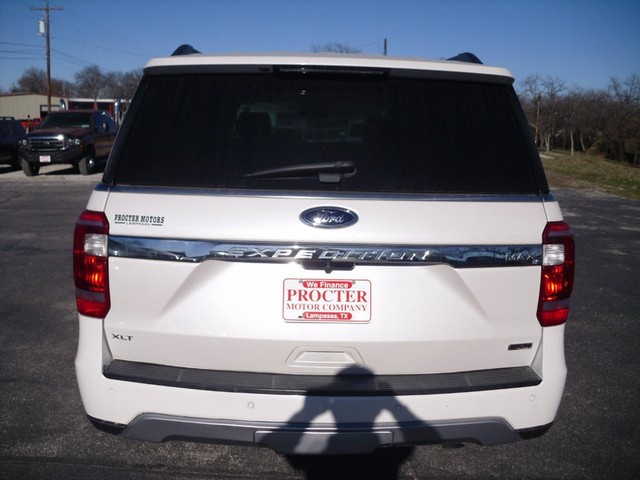 Ford Expedition Max Vehicle Full-screen Gallery Image 03