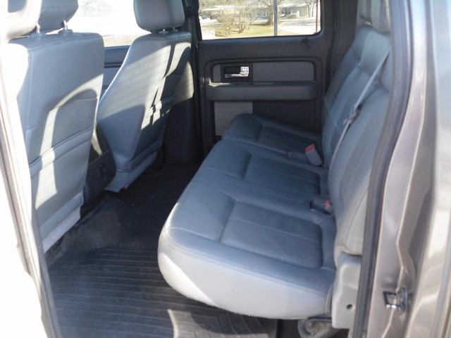 Ford F-150 Vehicle Full-screen Gallery Image 05