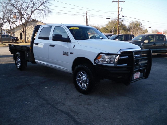 Ram 2500 Vehicle Full-screen Gallery Image 02