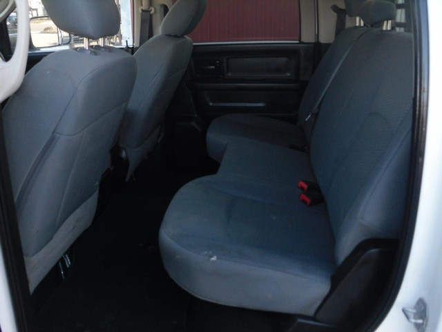 Ram 2500 Vehicle Full-screen Gallery Image 05