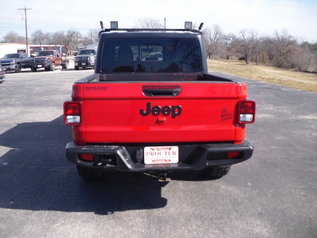 Jeep Gladiator Vehicle Full-screen Gallery Image 03