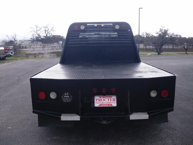 Ford Super Duty F-350 DRW Vehicle Full-screen Gallery Image 03