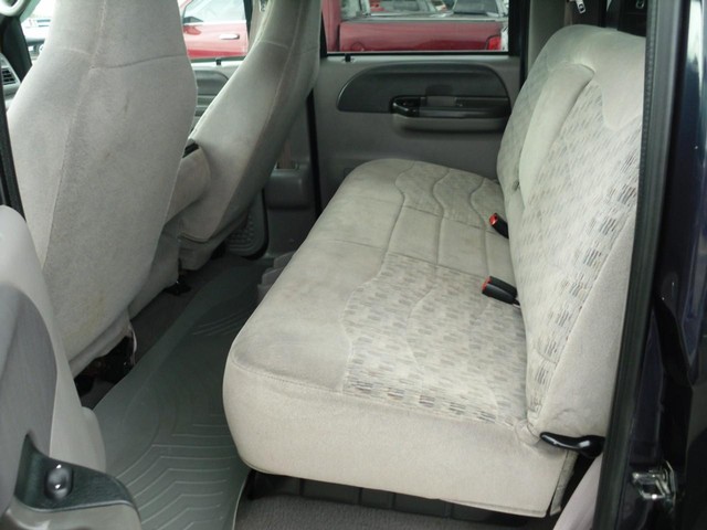 Ford Super Duty F-350 DRW Vehicle Full-screen Gallery Image 05