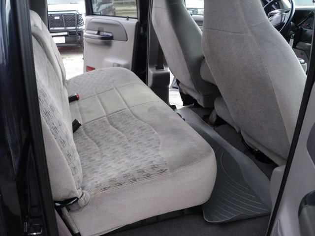 Ford Super Duty F-350 DRW Vehicle Full-screen Gallery Image 06