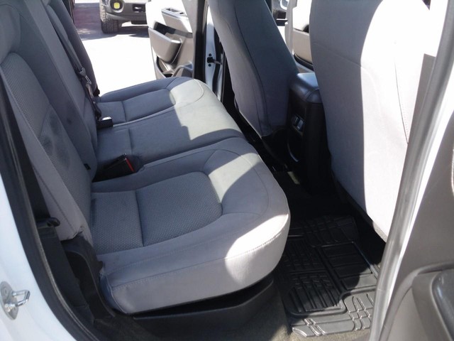 Chevrolet Colorado Vehicle Full-screen Gallery Image 06