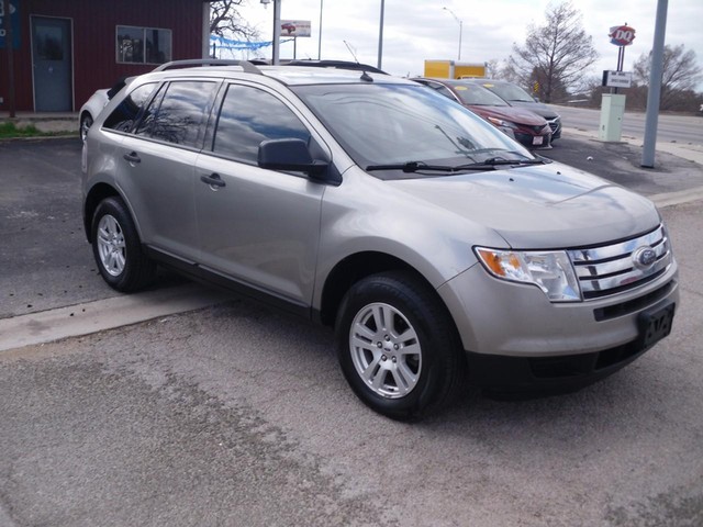 Ford Edge Vehicle Full-screen Gallery Image 02