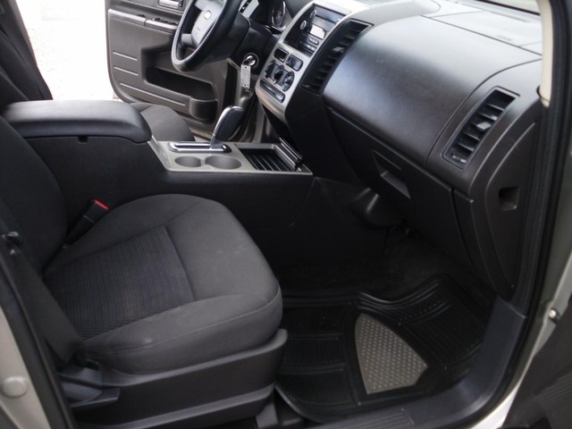 Ford Edge Vehicle Full-screen Gallery Image 07