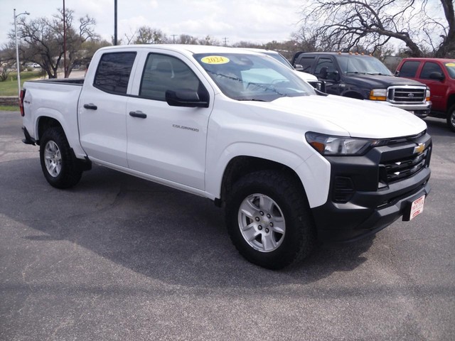 Chevrolet Colorado Vehicle Full-screen Gallery Image 02