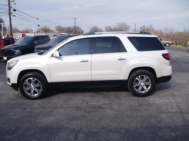 GMC Acadia Vehicle Full-screen Gallery Image 03