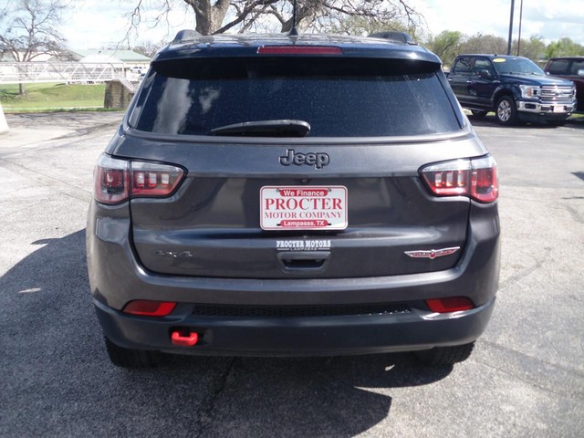 Jeep Compass Vehicle Full-screen Gallery Image 03