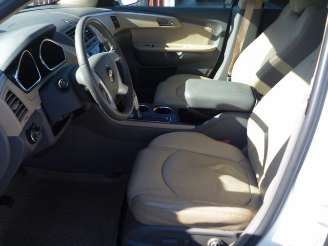 Chevrolet Traverse Vehicle Full-screen Gallery Image 04