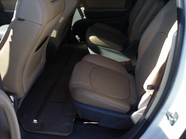 Chevrolet Traverse Vehicle Full-screen Gallery Image 05