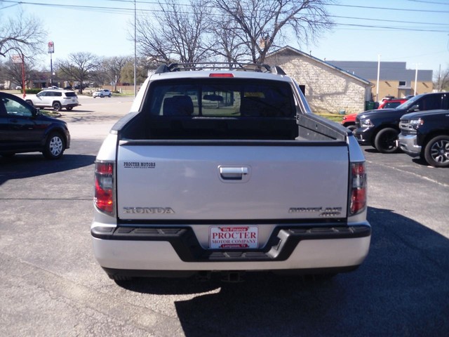 Honda Ridgeline Vehicle Full-screen Gallery Image 03