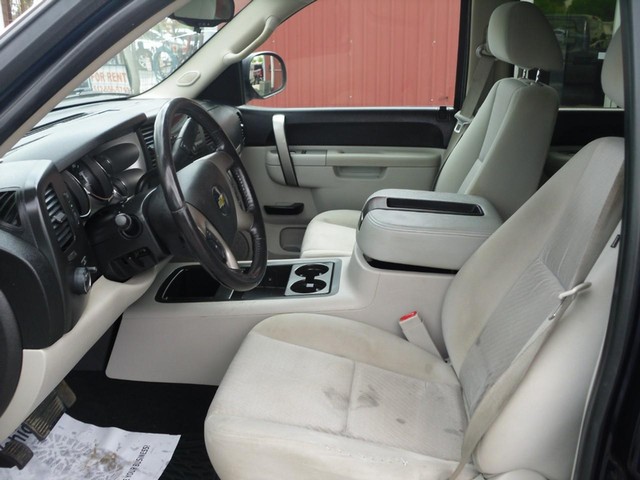 Chevrolet Silverado 1500 Vehicle Full-screen Gallery Image 04