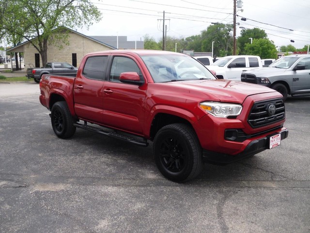 Toyota Tacoma 2WD Vehicle Full-screen Gallery Image 02