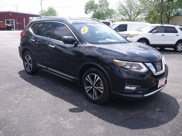 Nissan Rogue Vehicle Full-screen Gallery Image 02