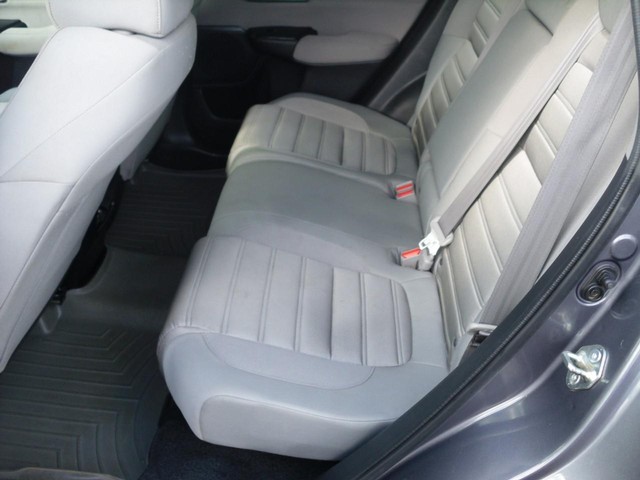 Honda CR-V Vehicle Full-screen Gallery Image 05