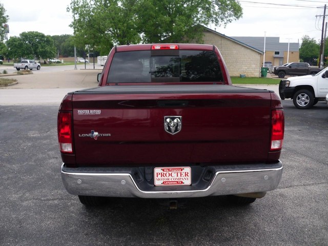 Ram 1500 Vehicle Full-screen Gallery Image 03