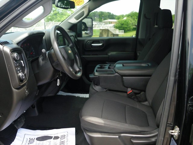Chevrolet Silverado 2500HD Vehicle Full-screen Gallery Image 04