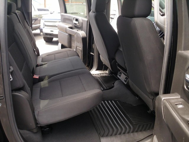Chevrolet Silverado 2500HD Vehicle Full-screen Gallery Image 06