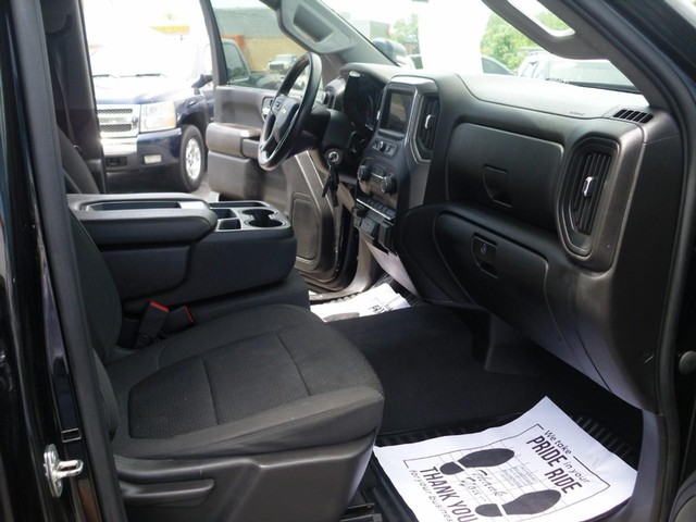 Chevrolet Silverado 2500HD Vehicle Full-screen Gallery Image 07