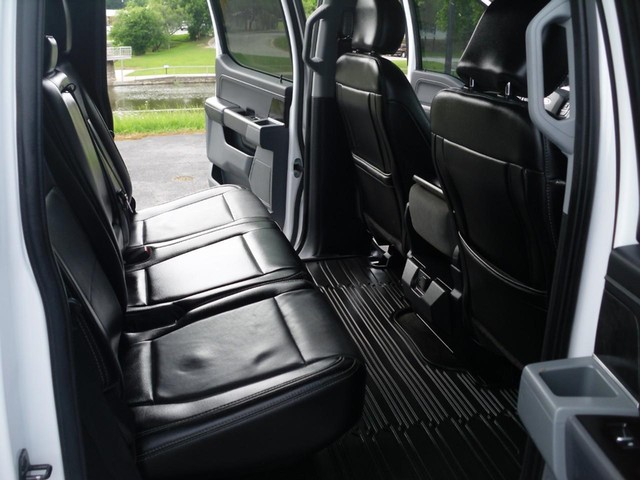 Ford F-150 Vehicle Full-screen Gallery Image 06