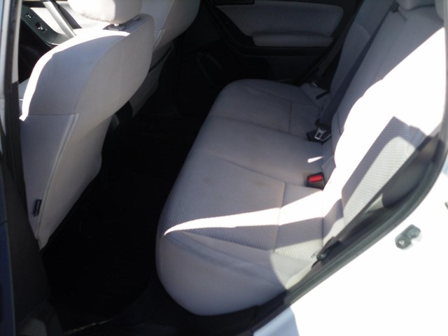 Subaru Forester Vehicle Full-screen Gallery Image 05