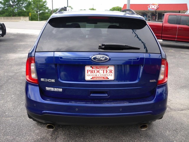 Ford Edge Vehicle Full-screen Gallery Image 03