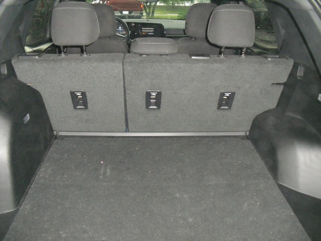 Chevrolet Equinox Vehicle Full-screen Gallery Image 05