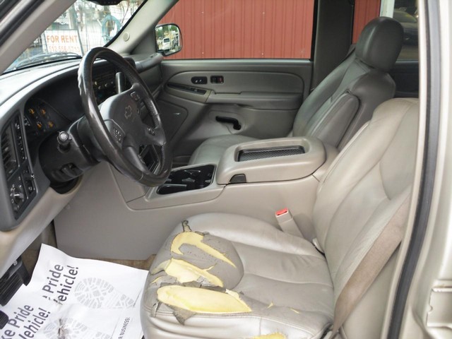 Chevrolet Tahoe Vehicle Full-screen Gallery Image 04