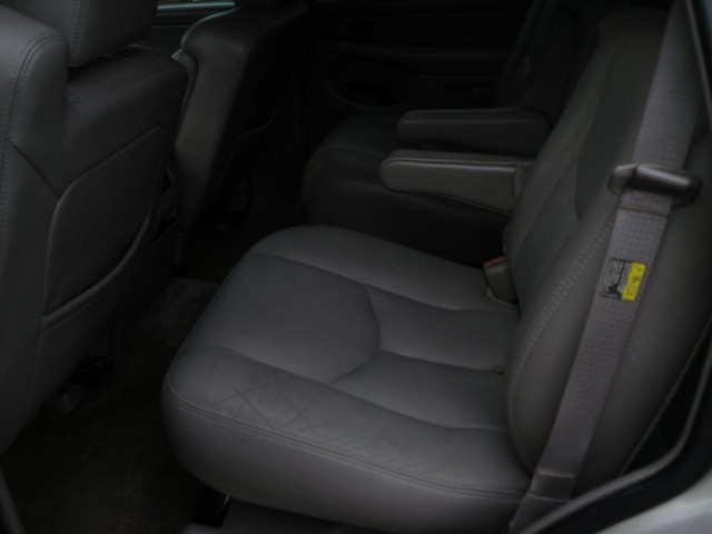 Chevrolet Tahoe Vehicle Full-screen Gallery Image 05