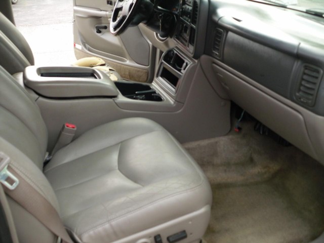 Chevrolet Tahoe Vehicle Full-screen Gallery Image 07
