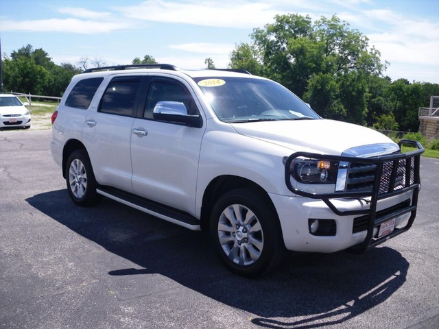 Toyota Sequoia Vehicle Full-screen Gallery Image 02